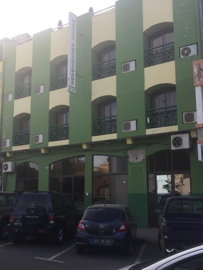 Felicidade Hotel Praia Exterior foto